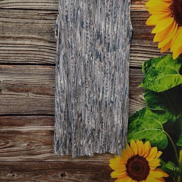 Loco Layers multicolored Women's top size: medium pre-owned - Picture 4 of 8